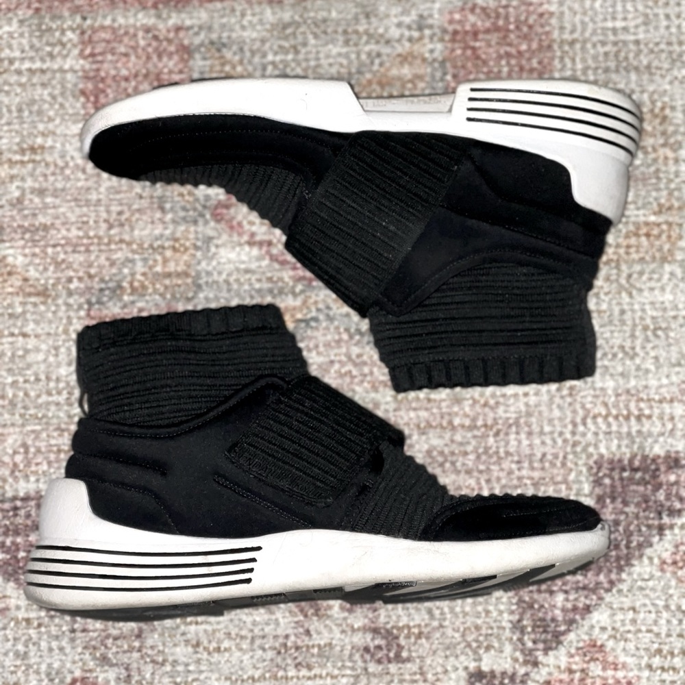 KENDALL + KYLIE: sneakers (original box included)